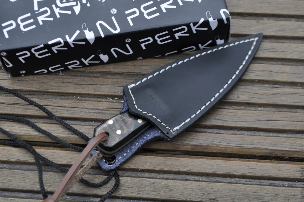 Handmade Knife - Damascus Steel Hunting Knife - Neck Knife