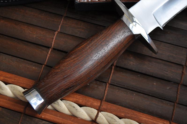 Handmade 440c Steel Hunting Knife with Burl Wood