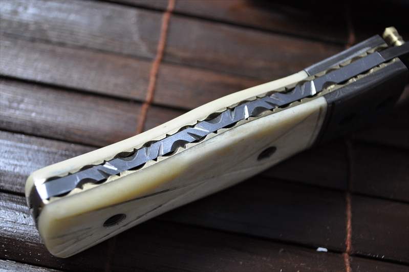 Handcrafted Damascus Hunting Knife - Folding Knife With Leather Pouch