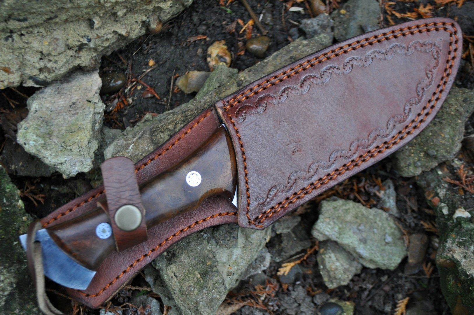Handcrafted Hunting Knife with D2 Tool Steel
