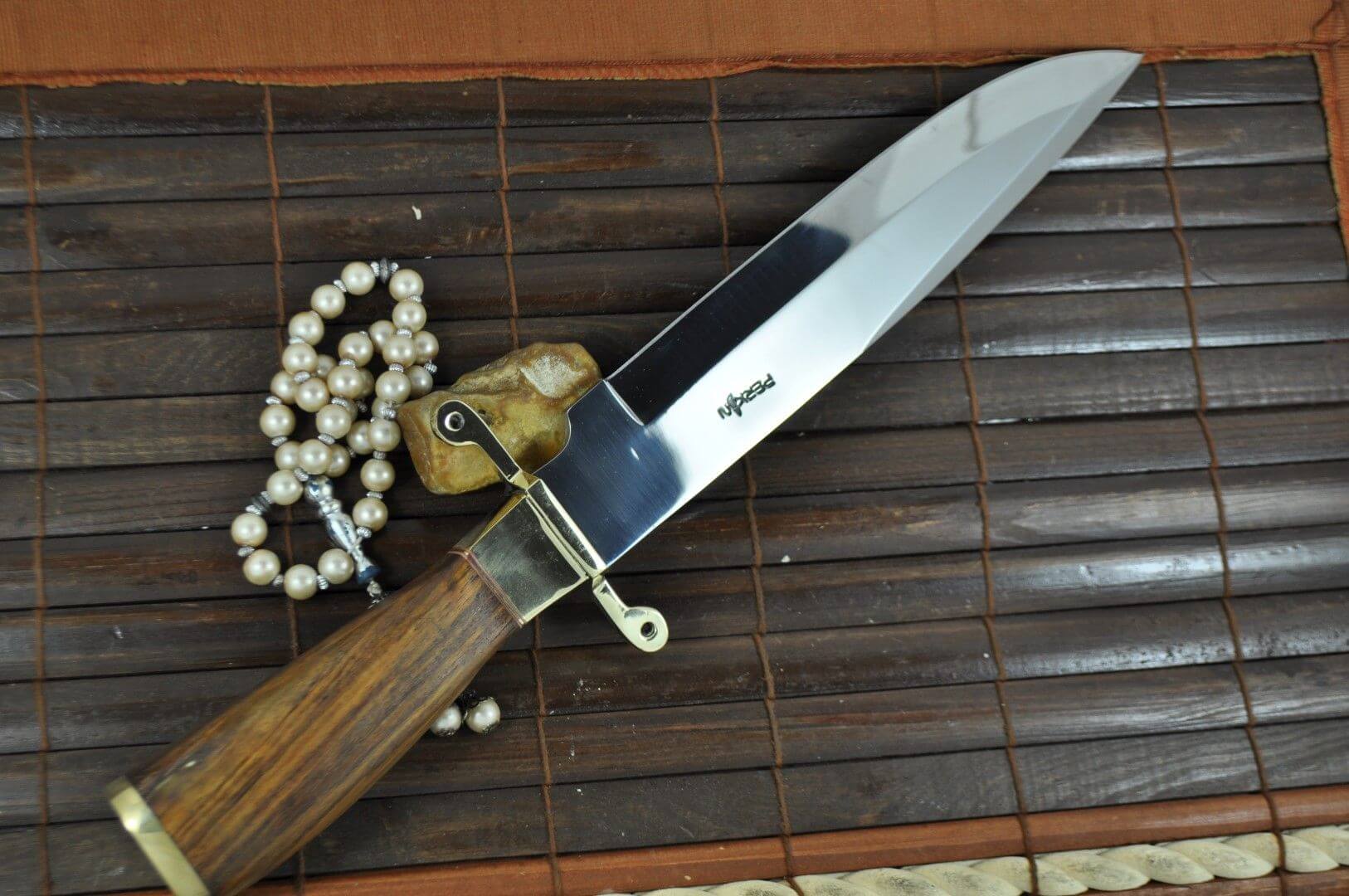 440c Steel Hunting Knife with Burl Wood & Brass Handle