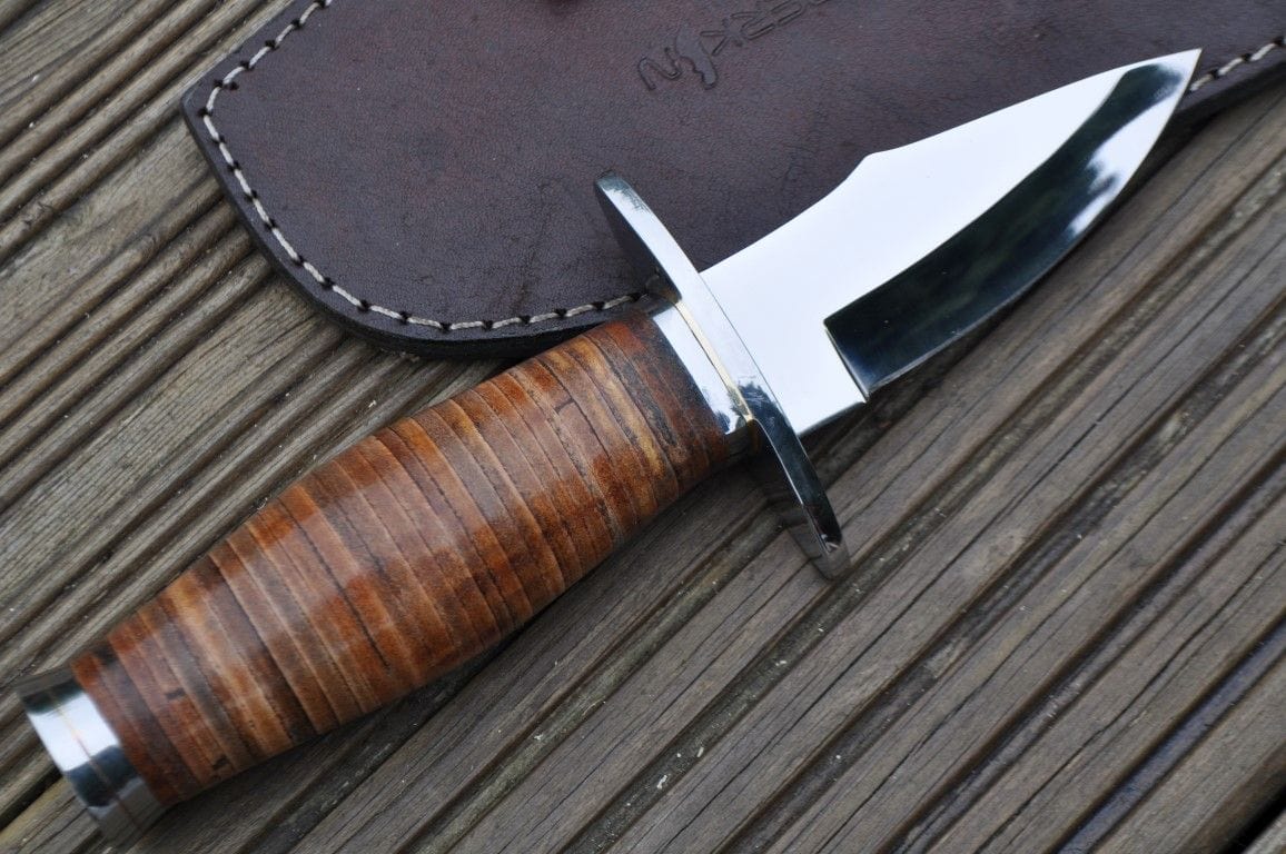 Small Hunting Knife - Leather Handle