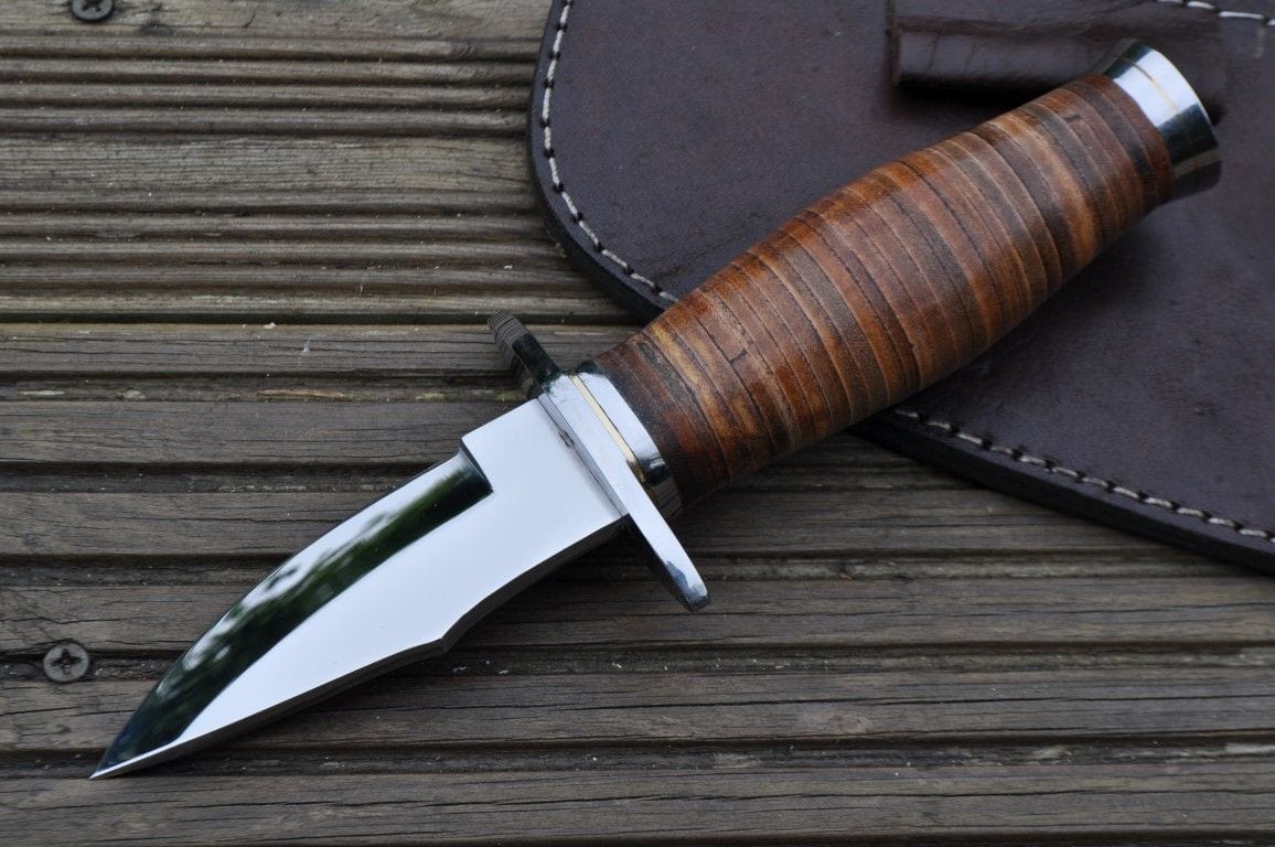 Small Hunting Knife - Leather Handle