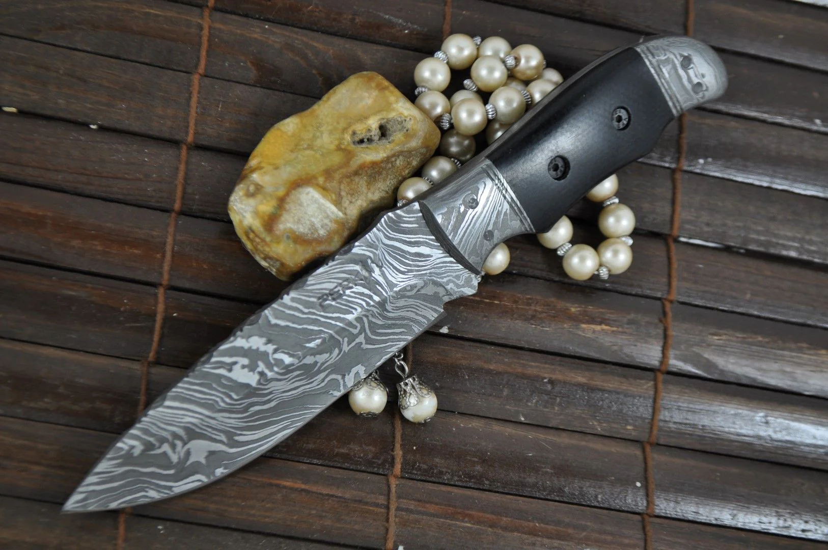 Handmade Damascus Hunting Knife With Leather Sheath - SMP3