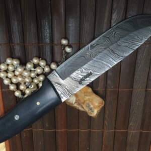 Beautiful Damascus Handmade Hunting Knife with Black Micarta Handle