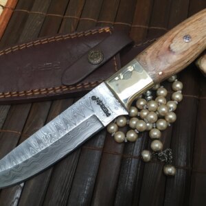 Custom Handmade Damascus Hunting Knife