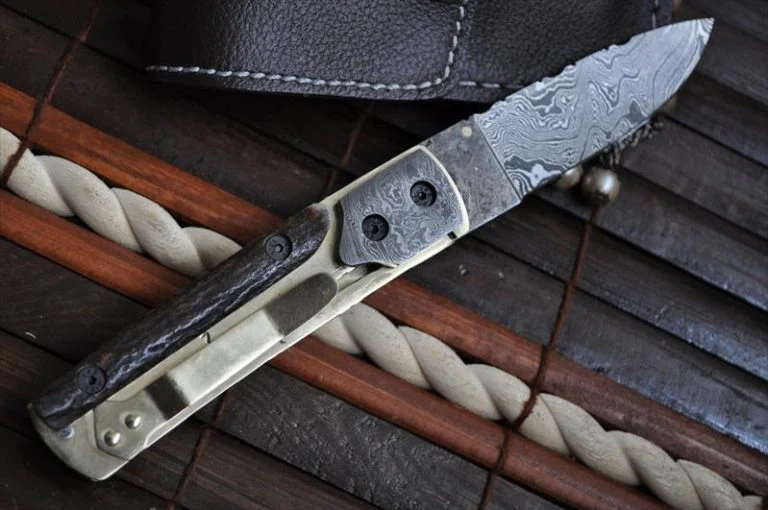 Custom Handmade Pocket Knife - Folding Knife Stag Handle