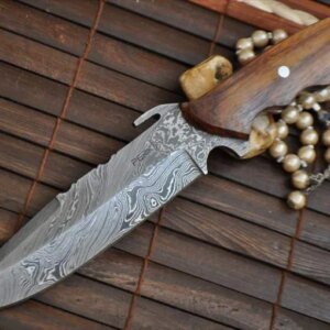 Custom Made Damascus Hunting Knife with Walnut Handle