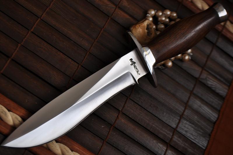 Handmade 440c Steel Hunting Knife with Burl Wood