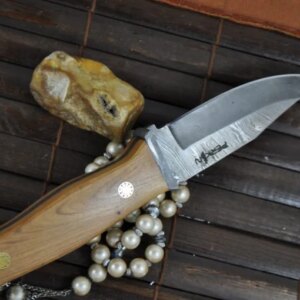 Amazing Value - Handmade Damascus Hunting & Bushcraft Knife