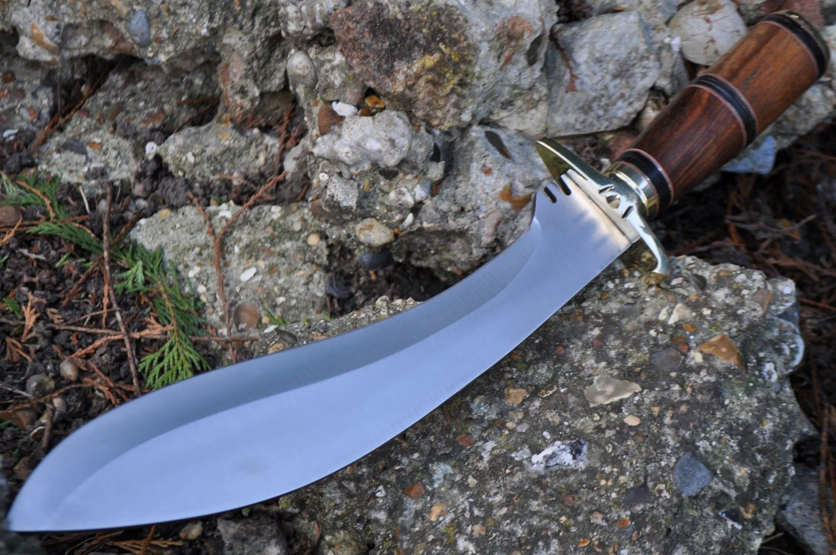 handmade-huting-knife-kukri-knife-01-carbon-steel-wooden-handle-5-1037-p
